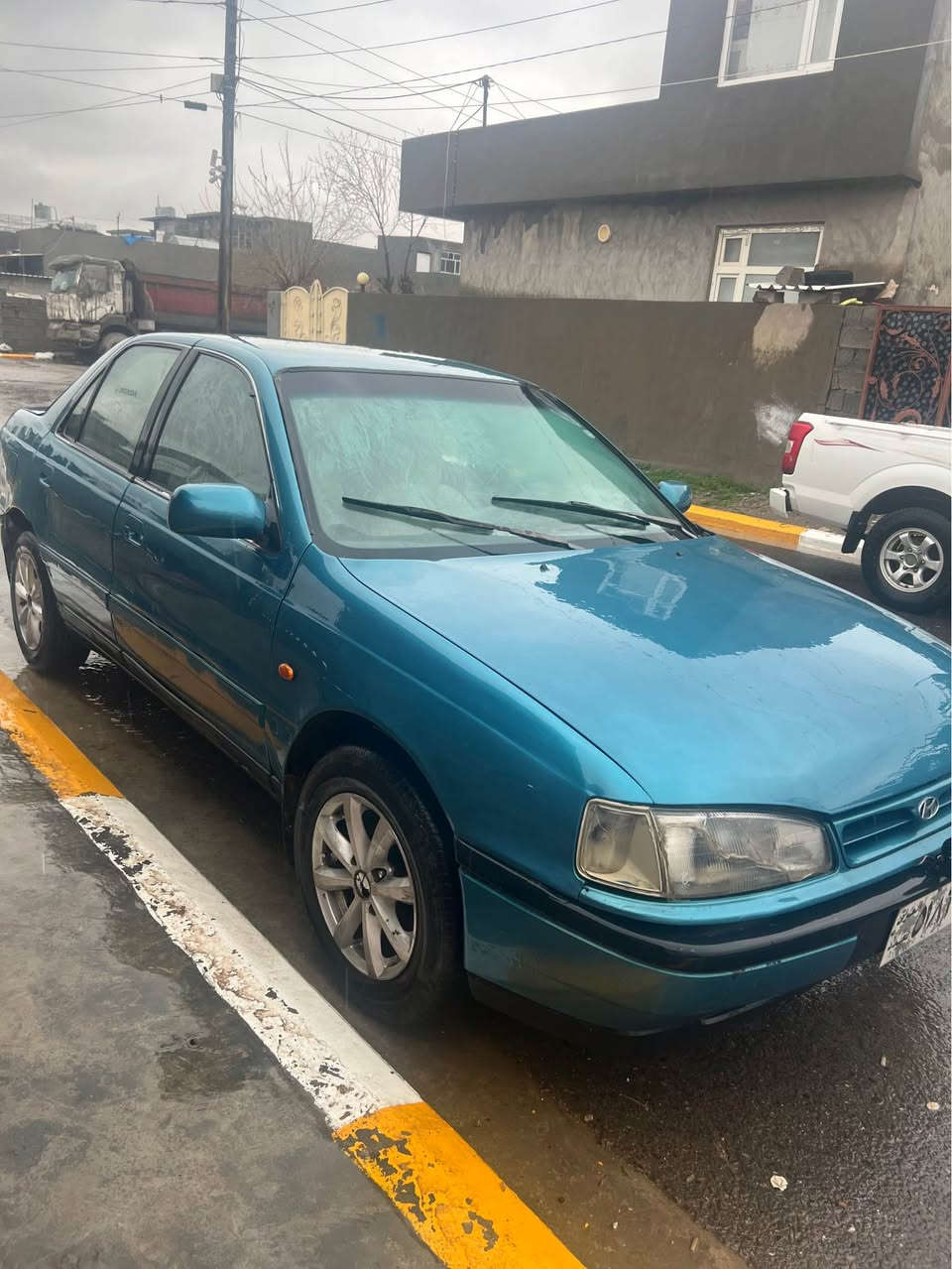 ئەم سەیارەیە بۆ فرۆشتن هۆندائەلەنترا مۆدیل١٩٩٢ئاڕم پلاستکی سلێمانی سەیارەکە پاکو خاوێن ماوەتەوە جام کارە بای گێڕ عادی سەیارەکە دعمی هیچ پێوەنیەماڵی دۆستە کامل کارە بای مەزبوتە مەکینەی بێ چرکەیە سبوخ عام بۆ جوانی کراوە سەیارەکە زۆر جایزە سعری ١٩گەڵاو مەجال ژمارە تەلە فون*********** شوێن بازیان السليمانية, العراق
