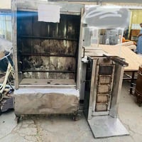 غراض مطعم للبيع مستخدمات شهرين نضيفات وشغالات و عالفحص  شوايه دجاج 6شي...