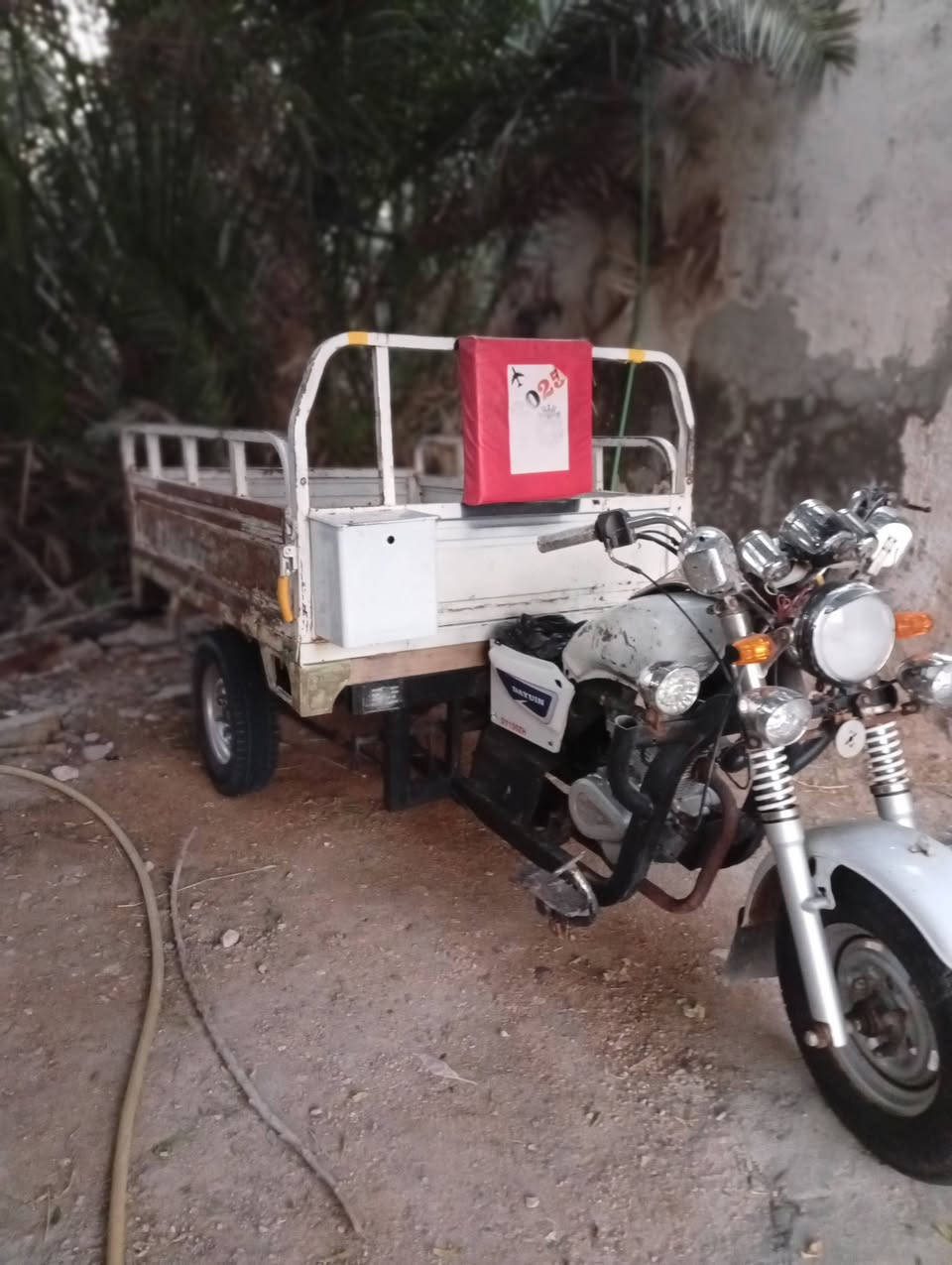 سلام عليكم ستوتا دايون للبيع كير محرك كله فول الفول شاصي مكفول كهربا شغاله شغل واطلع كلشي ما بيه ما متواجد عل فيس هاذا رقمي *********** يوجد واتساب اتصل مكاني السماوه الخضر
