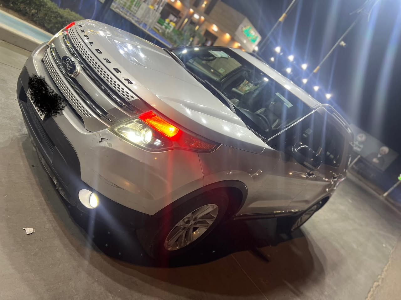 اللهم صلى على محمد وال محمد
فور اكس بلور
موديل ٢٠١٣
جلد
بصمة
شاشة
كامره دواره
حساسات
كشنات تدفئة تبريد
وباقي المواصفات معروفة
بيها قطعتين صب
السعر
١٣٠٠
بغداد البلديات
***********
