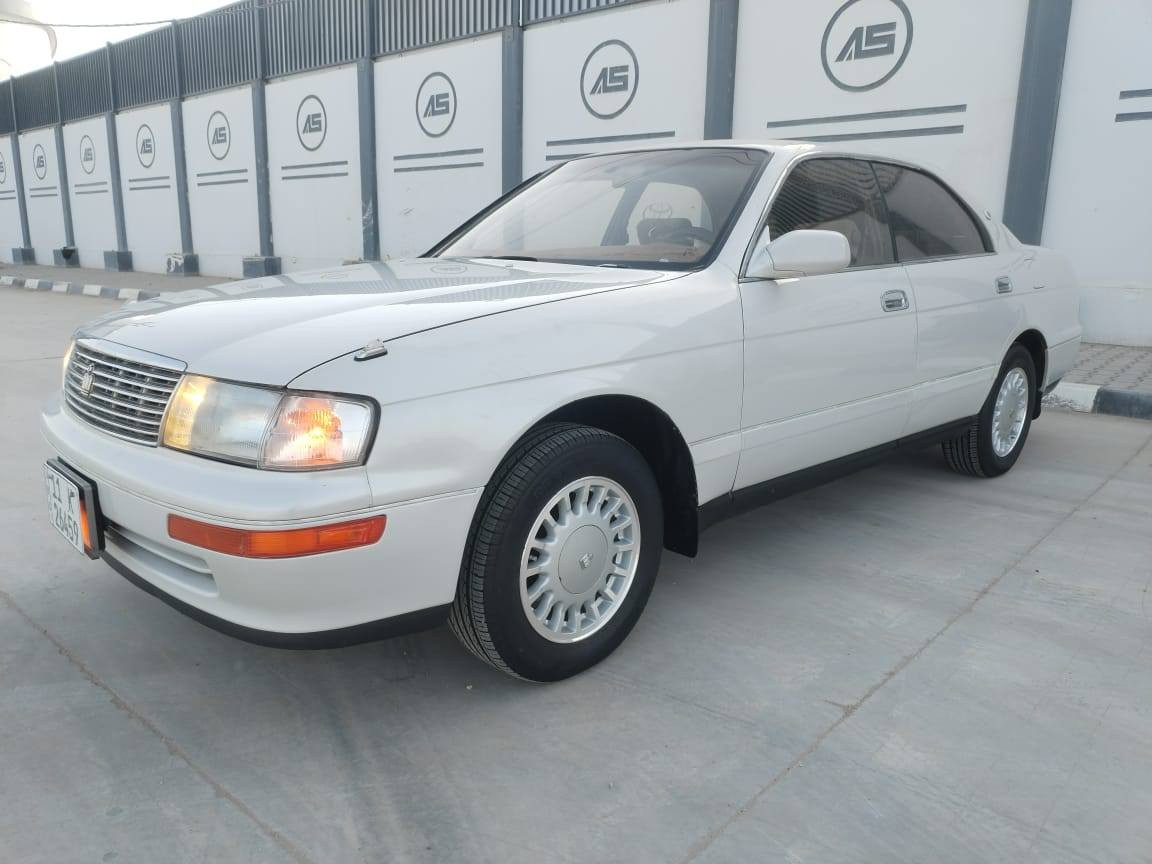 سلام عليكم
كراون بطه متصل مديل 93
رقم بغداد دولي باسمي سنويه 31
محرك وكير 2500 ع شرط حداديه تخم تاير كهربائيات كل شغال تبريد كامل كمبريسر جديد 
فنر بلاد
السياره كفاله عامه من ضربه وصبغ وكص ونقل الجثه
السعر ٧٣
***********
