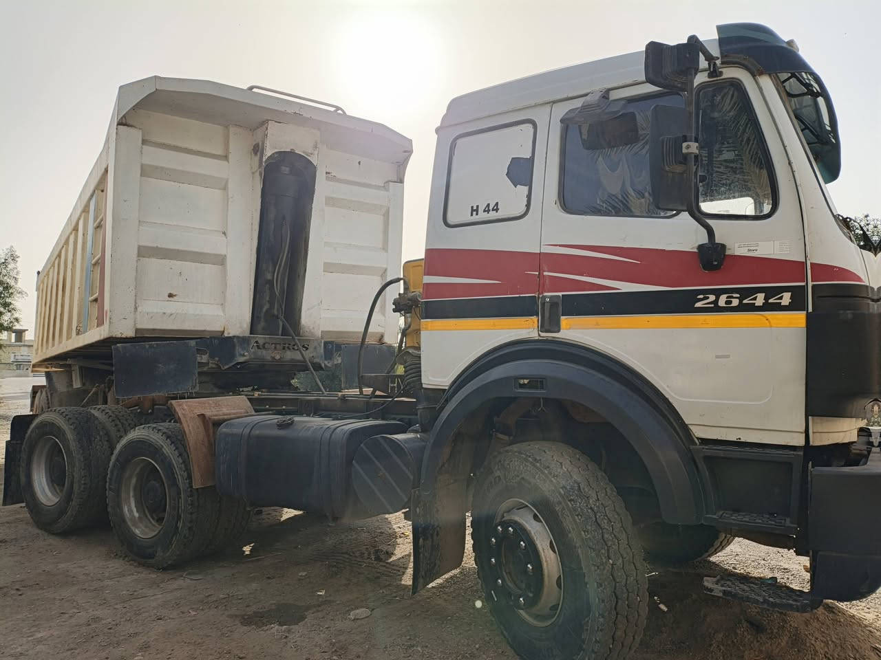 السلام عليكم البي موديل 85 مطواله جديد شاصي مكفوال محرك كير مكفوال عربانه 32 رقم نينوى *********** غير متواجد على الفيس
