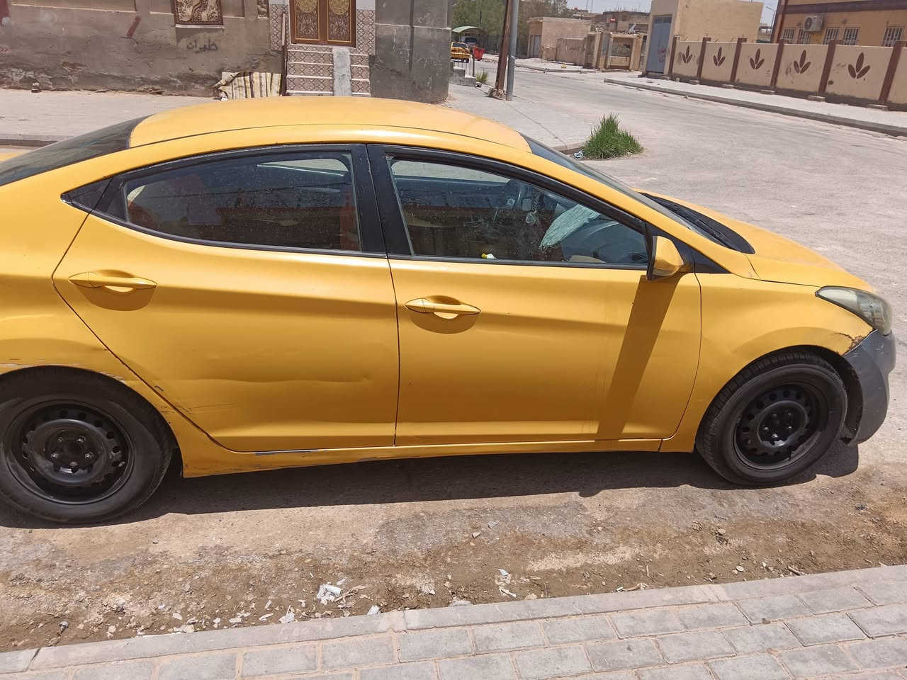 النترا للبيع متجايه م 13 سنويه لل27 تبريد محرك كير جاهز مكاني سماوة السعر 65للا ***********
