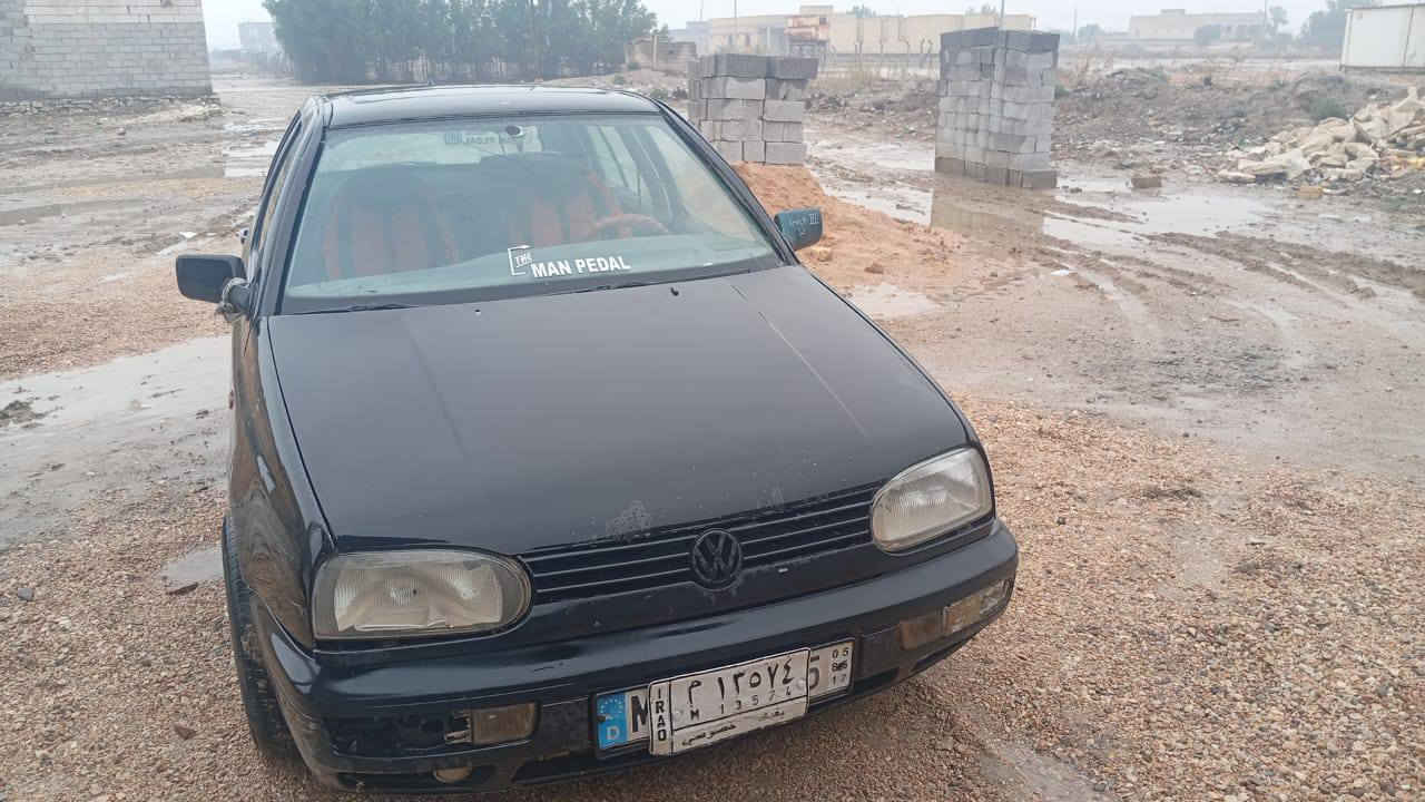 السلام عليكم كولف للبيع مكانها كربلاء محرك 2000 مداور تريد عقد مروري السعر 37 بيها مجال ***********
