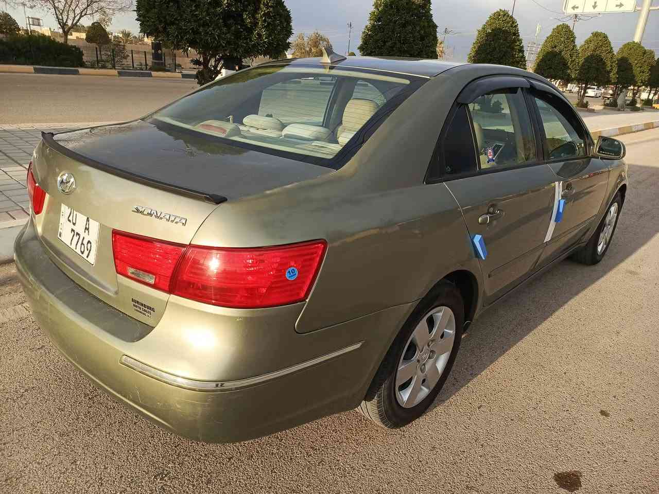 السلام عليكم رمضان كريم 
للبيع سوناتا م 10 أمريكي رقم ديالى نكليزي سنويه 28 تحويل مباشر 
سياره جديده مال جناي بيهه 4 قطع 3 تبديل بلاد 1 صبغ
بدون دواخل سونار موجود 
مكينه 4 2400 لأ صرف ولا بخار كير مكينه صدوره تخم تاير كهربائيات تبريد تتفئه كفاله 
تبريد ثلج سستم سماعات دمام صوت فول 
مكان بعقوبة السعر 103 وبيهه مجال ***********
