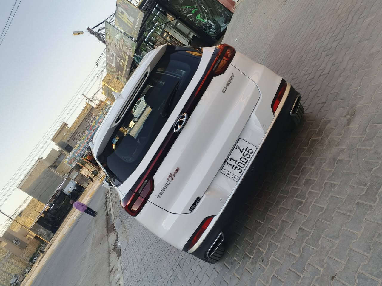 !!️ تيكو 7برو بعدها زيرو ماشيه 2000
اليكم التفاصيل الآتية:
 حره تحويل بلاسم 
 خليجي 
 الموديل2024
 حساسات أمامية 
حساسات جانبيه بالمري
 حساسات خلفية
 لايت زينون + LED
 كشافات 
 بك لايت LED 
 فتح الصندوق كهرباء 
 بانوراما !!️
كشن ذاكره 
 هاند بريك بصمة 
 مفتاح التشغيل بصمة 
 دشبول شاشة 
 كاميرا دوارة
 4 كاميرات °360
 المقاعد جلد  
 حركة مقعد السائق كهرباء 
 مثبت السرعة Cruise 
 أوضاع القيادة  Drive Mode
 مقود جلد حياكة رياضي 
 حساسات ضغط اطارات
 تبريد شاشة مناخين منفصلين 
 قطعتين تبريد 
 أوضاع القيادة DRIVE MODE 
 ا ABS  
 أوتو هولد 
ا ISOFIX  ايزو فكس
 نظام مانع الانزلاق
 تتسع المقصورة الداخلية ل 5 راكب 
 اشارة في المرايا الجانبية قابلة للطي 
 مخرج منفذ الطاقة 
 شاحن هاتف Wireless 
 ا  Bluetooth / USB

السيارة نظيفة جدا بيه شخط بسيط منزلة بالصور  فقط 
 تجي توشفه وبيك خير ودلل 
سعره 138 ورقة ومجاله جدا بسيط 
رقم الهاتف *********** ‏‪***********‬‏
