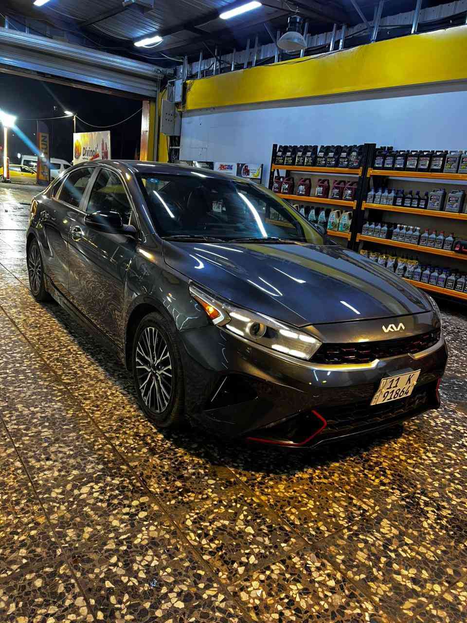 السلام عليكم
فورتي 2023 جي تي حادثها كما موضح بصور
ماشيه 76 ml
المواصفات:
محرك 2000 دوش
كشنات جلد وقماش ومختم جيتي
ستيرن D رياضي
رادار امامي وخلفي
رادارات جانبية بالمري
شاشة كبيرة ابل كار بلي + اندرويد اوتو
كامرة دوارة 
بصمة تشغيل + ابواب+ صندوق 
تشغيل عن بعد
لد نهاري بالايت
وبلوجكترات LED زنون
بكلايت لد
تحديد مسار وسياقة ذاتية
انارة ترحيب
اكروز سرعة
 السعر 158 مكاني بغداد  ***********
