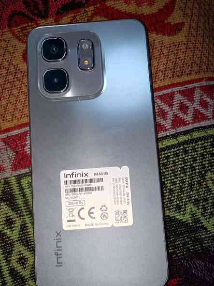 السلام عليكم موبايل جديد الله شاهد ما صار لي يومين لما اشتريته طق نايلون موبايل مواصفت قدامكم كرتونه كامله ما مفتوح منها اي شيء السعر  130 المكان حله حي المهندسين ***********
