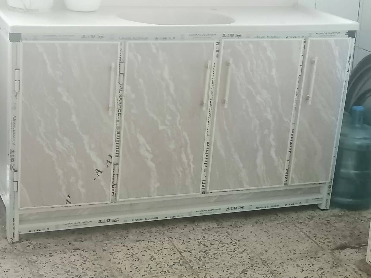 السلام عليكم عندي كاونتر للبيع ا *********** الشراي يخابر
