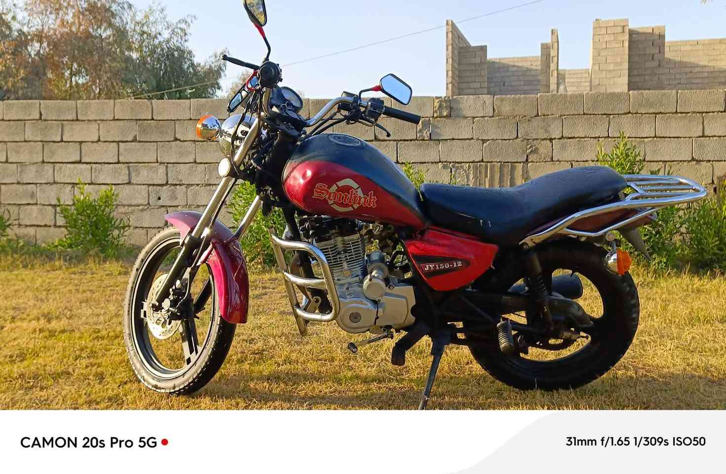 تم اعاده النشر بسبب الوعود الكاذبة ماطور للبيع موديل 16كهربائيات شغاله بريكات ورا وكدام تايرات نضاف مكينه صافيه السعر 500وبيه مجال قليل المو شراي لا يتصل***********
