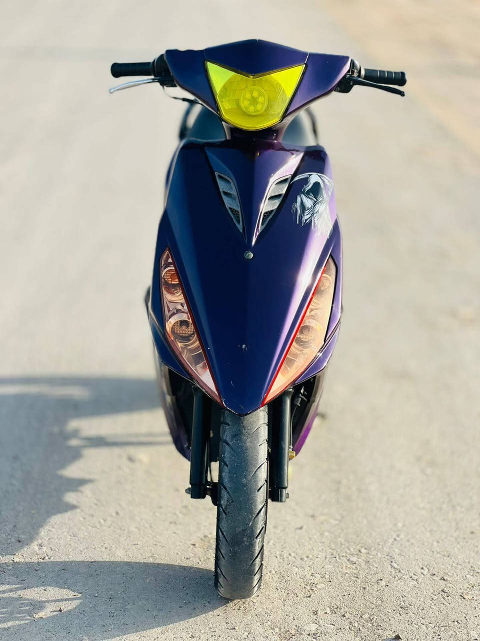 دراجه للبيع كامله ماناقصه شي حلوه و نضيفه كهربائيات كله شغاله مامفتوحه دراجه بلاديه اسعر 700وبيه مجال مكاني قضاء القرنه ***********
