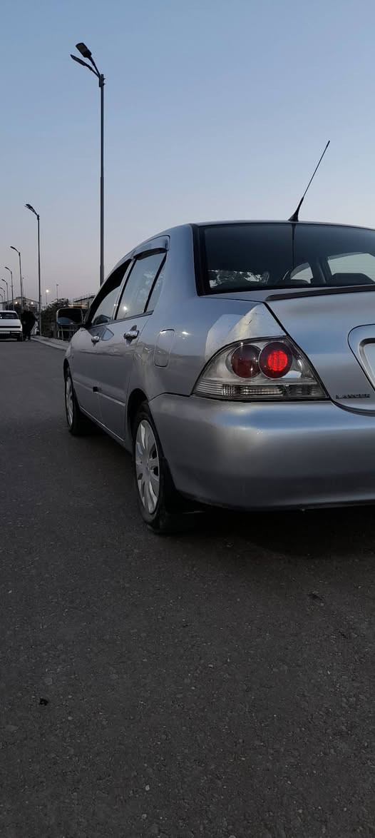 السلام عليكم ورحمة الله 
لانسر2011 أستلام شركه سياره مصبوغه حزام بسبب الجراد مكفوله من الضربه والتبديل. كير مكينه تبريد صدر كله مكفول 
السياره عندي صارله 3سنوات.سويجات 2وياهه مال شركه كلشي بيه وضع شركه.....السعر85 ..عنواني بغداد قرب مرور الحسينيه..للأستفسار ***********
