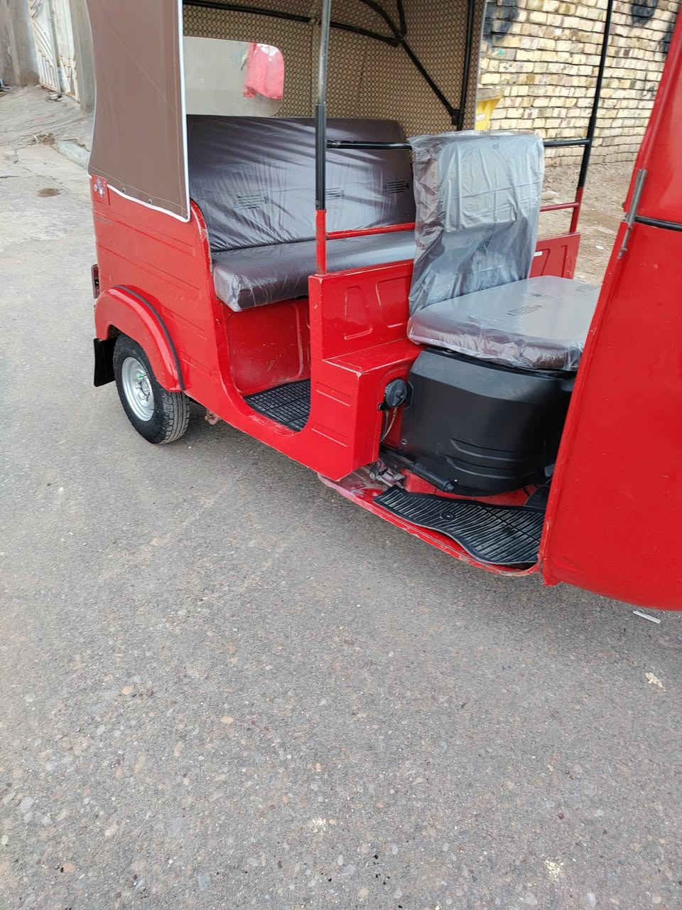 تكتك لبيع موديل  20 شهر 12 رقم وسنويه نكليزي تحويل ثاني يوم كفاله عامه ما عدا دوس معمره مكينه لا تنيقيص ولا تبخير ناعمه فول تراي فول لخير كامله كبل الشارع مكان ميسان قضا المجر الستفسار تصل علا رقم 📱 ***********. ***********
