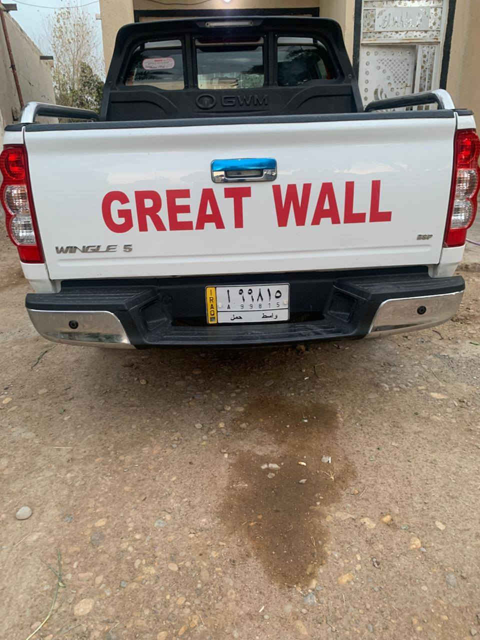 سلام عليكم سياره كريت ول للبيع رقم واسط موديل 2022سنويه 28سياره بيه جاملغ وباب جهت السايق بدون دوخل سياره السعر 110وبيه مجال بسيط ***********
