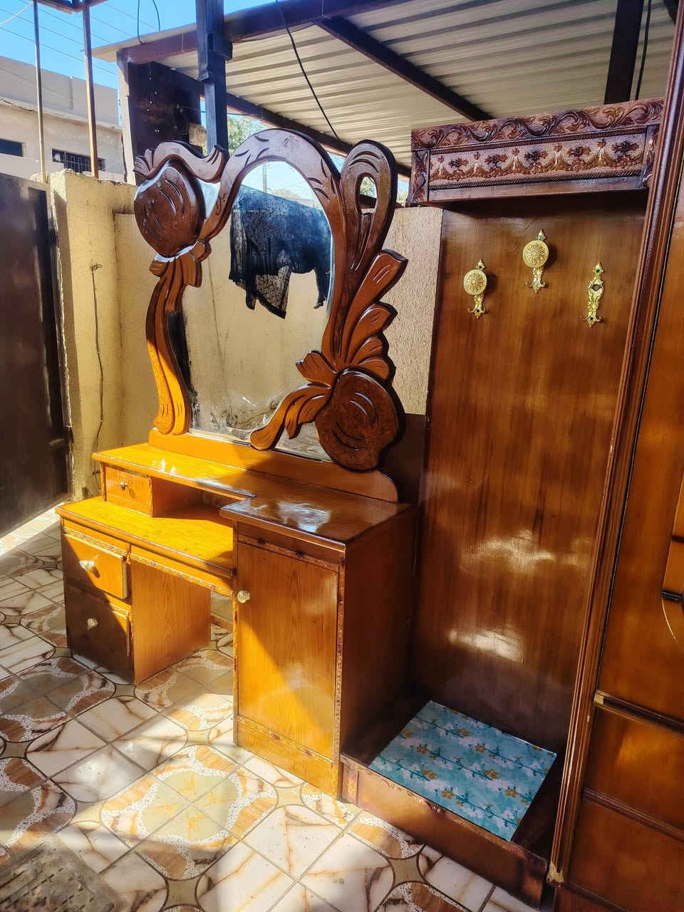 غرفه تفصال جديده السعر. 500 رقمي ***********
