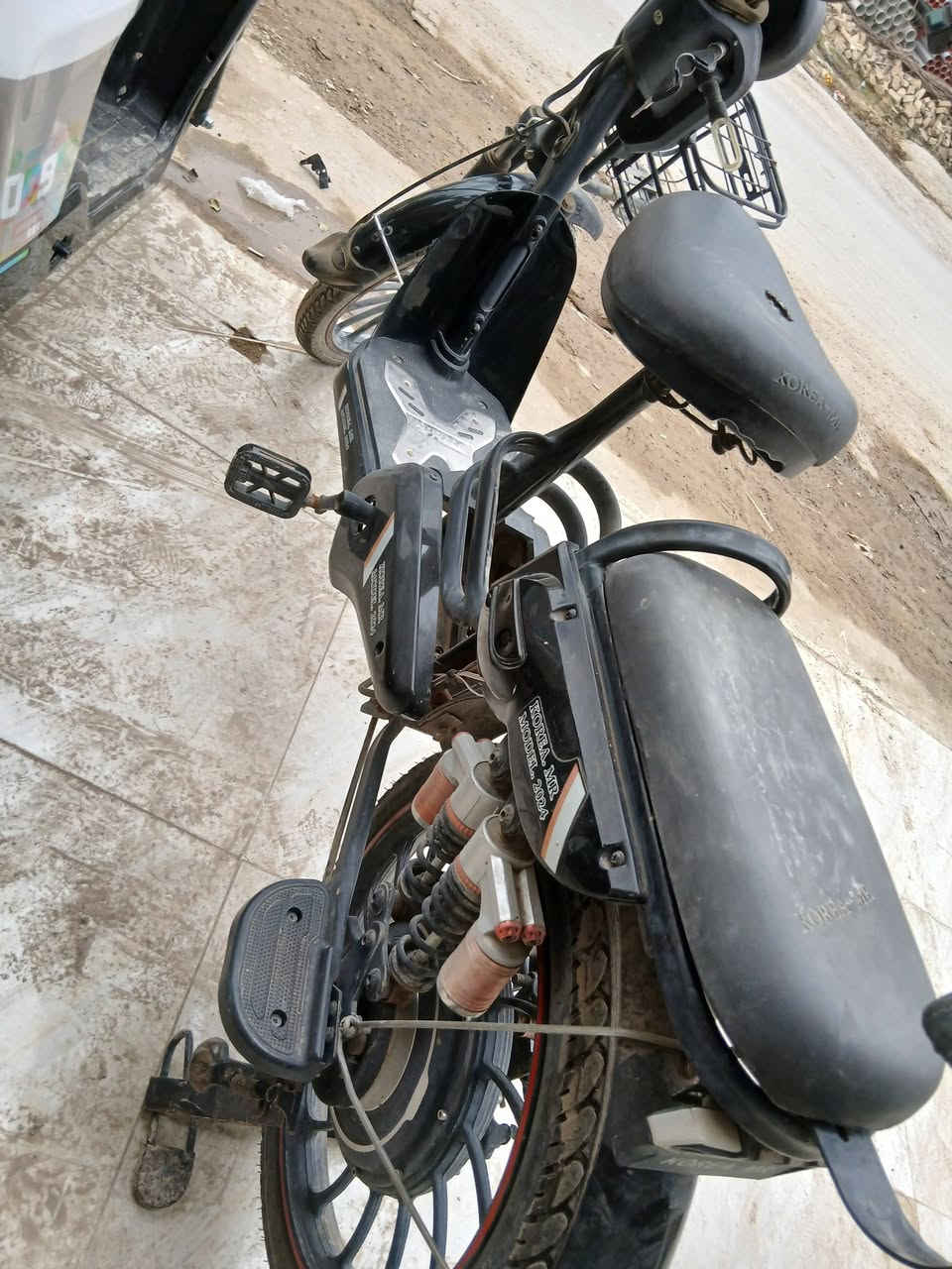 دراجة شحن موديل ٢٤ بطاريات فول
سعرها ١٧٥ بيها مجال مكاني بعقوبة مدخل مفرك ***********
