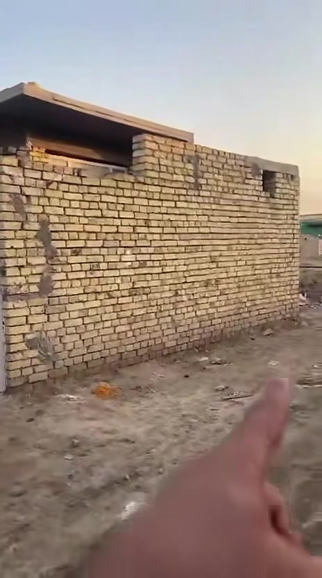 يالله
بيت زراعي للبيع مساحه ٢٠٠م بشارع حسينيه  الإمام الغائب في منطقه الصخيين بعد شارع المهندس يبعد عن شارع العام ١٥٠م 
بناء جديد طابوق وسقف كونكريت 
يتكون من غرفتين وصاله  وديوانيه 
ومطبخ وصحيات داخليه وخارجيه وكراج و
خدمات ماء وكهرباء ومجاري
سعر ٩٠مع مجال  
للمزيد اتصال 
بالأرقام التأليه 

***********
للمزيد من المعلومات يمكنكم التواصل معنا 
على صفحة الفيس بوك (در الامل للعقار) 
للمزيد من العروض على الفيس بك 
https://www.facebook.com/share/184e1SZUBr/?mibextid=wwXIfr
للمزيد من العروض على حسابنا تيك توك
 www.tiktok.com/@user3133131000
للمزيد من العروض على حسابنا التيليجرام (در الامل للعقار)
https://t.me/+P7JMB2u_71k2ZWJi

للمزيد من العروض على حسابنا الواتساب (در الأمل در الامل للعقار) 
https://chat.whatsapp.com/BLYmucgy7SSGDs399o3EWD
@⁨‏الكل⁩
