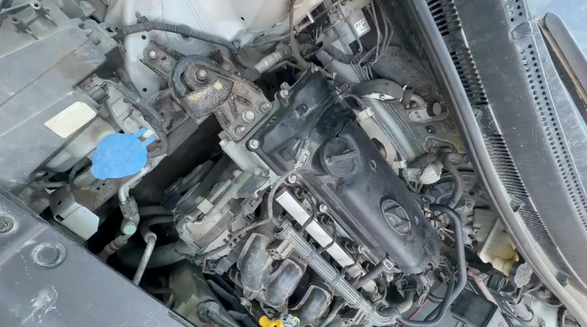 السلام وعليكم محرك اكسنت ١٤٠٠ موديل ١٦ لا صرف ولا بخار وضع شركه كامل هو وتفرعاته بسعر مناسب للاتصال ***********
