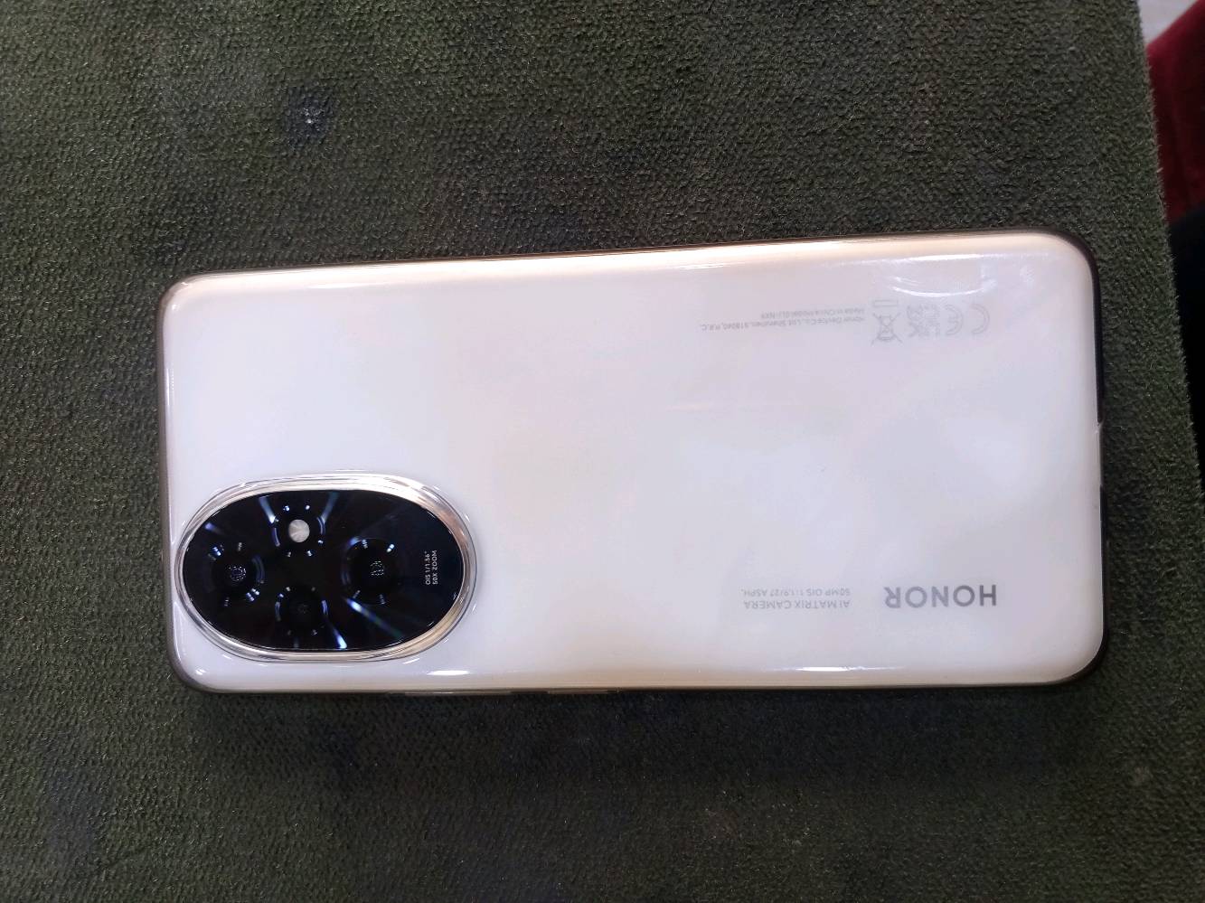 للبيع: هاتف Honor 200
الذاكرة: 256GB
الرام: 12GB + 12GB (افتراضي)
الجهاز نظيف جدًا، استعمال شهرين فقط
كلشي شغال تمام
بصمة واتصال ممتازة
مفرمت ومحدّث
سبب البيع: غير متعوّد على النظام
الملحقات: الكارتونة + الحافظة
السعر: 300,000 دينار عراقي
الموقع: بغداد – البلديات
ماكو توصيل
التواصل: واتساب أو ماسنجر
📞 ***********