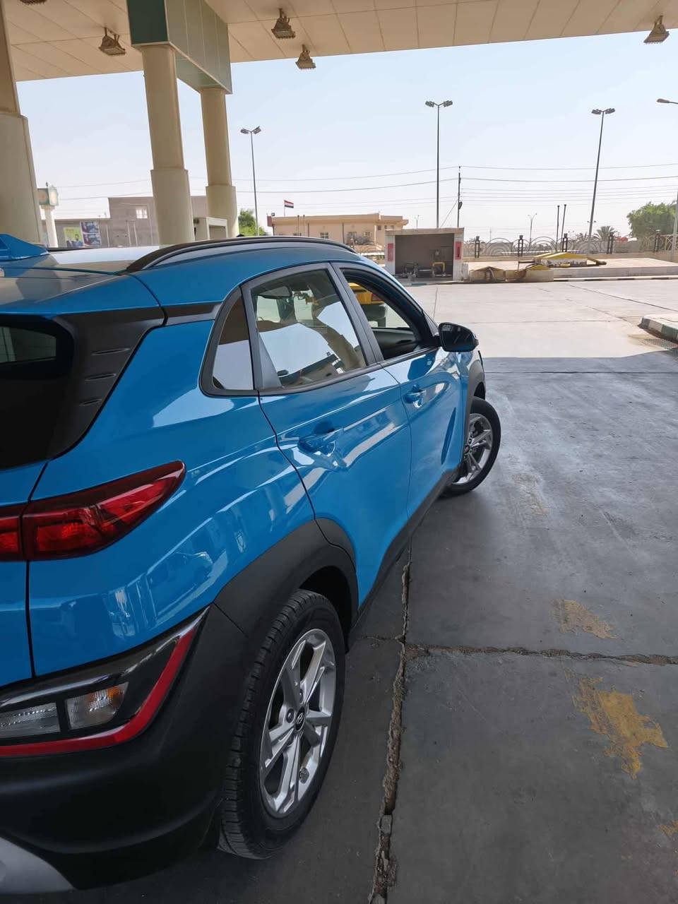 سلام عليكم 
هيونداي كونا موديل 22 
حادث دعاميه اماميه بس وايرباك دركه و دشبول 
ماشيه 70 الف كيلو كفاله بدون تبديل وبدون صبغ 
سياره نضيفه ما نقصه شي ليبل واحد 
السعر 144 وبيه مجال حق الجيه 
مكلف بالنشر يرجى الاتصال بصاحب السيارة
مكانها بغداد 
الرقم  ***********5
