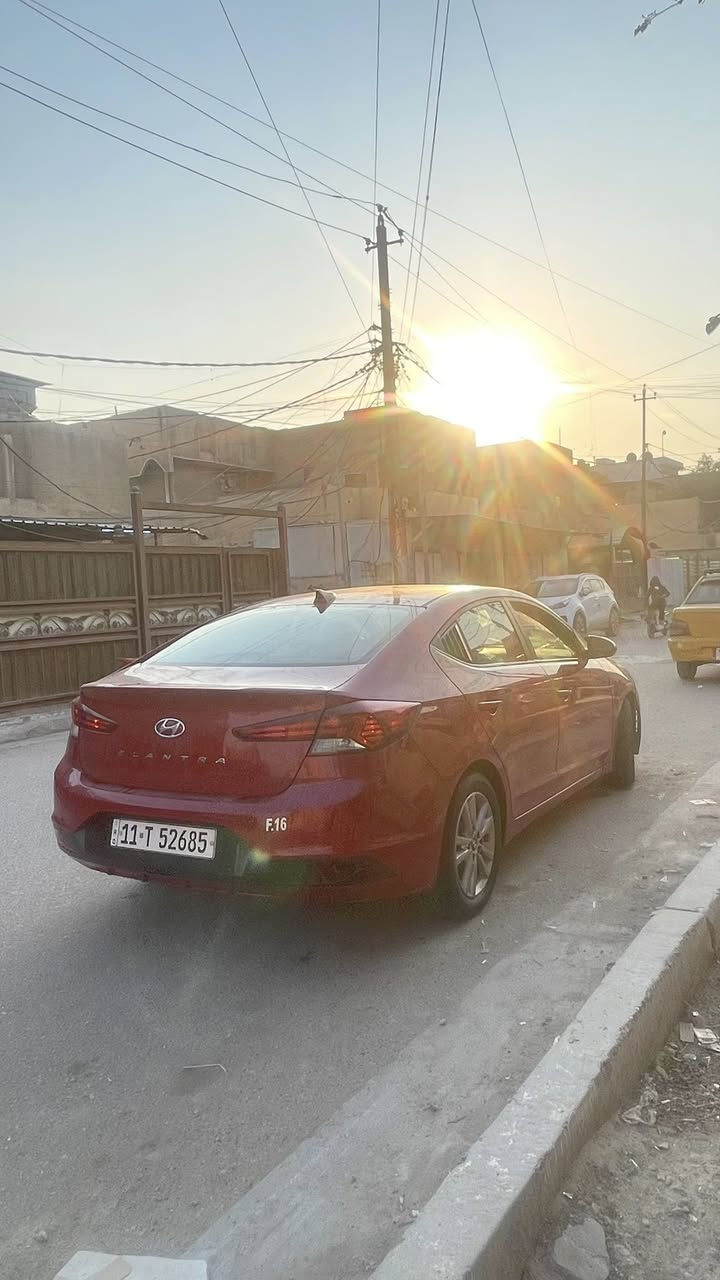 السلام عليكم الانترا للبيع موديل 2019

وارد امريكي حادثه بابين بدون دواخل
محرك الفين دوش 
كير ايتي
تحكم ستيرن
رادر تعديل مسار
ونقط عمياء
رقم نكليزي بغداد

مكان سياره بغداد

***********
