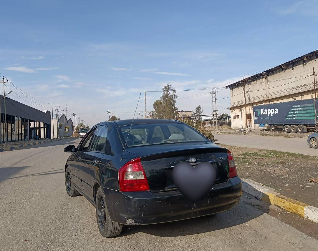 السلام عليكم للبيع او مراوس حسب القناعه
كيا اسبكترا 2006 محرك وكير شرط تبريد ثلج تدفئه نار رقم نينوى صدامي كابون بيه شرط الوكاله والتحويل 
ضخم تيرات جدد باتري جدبد ضخم هم جديد ضرر واكع عليه قمريه مال تحرير شرط لا كص ولا كالبه داخله جديد لوك بس خارجه يعوزو اشويه مصرف شرط اترايك وين ما تريد السعر خبر على الرقم وتدلل
***********
