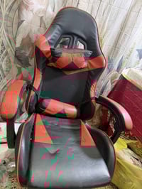 كرسي بثوث • مستعمل ٣شهور • كيمنك