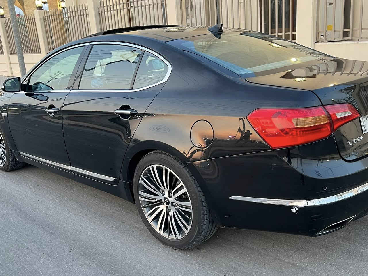 السلام عليكم.   كيا كادنزا 2011خليجي. رقم اربيل للبيع او مرواس ***********
