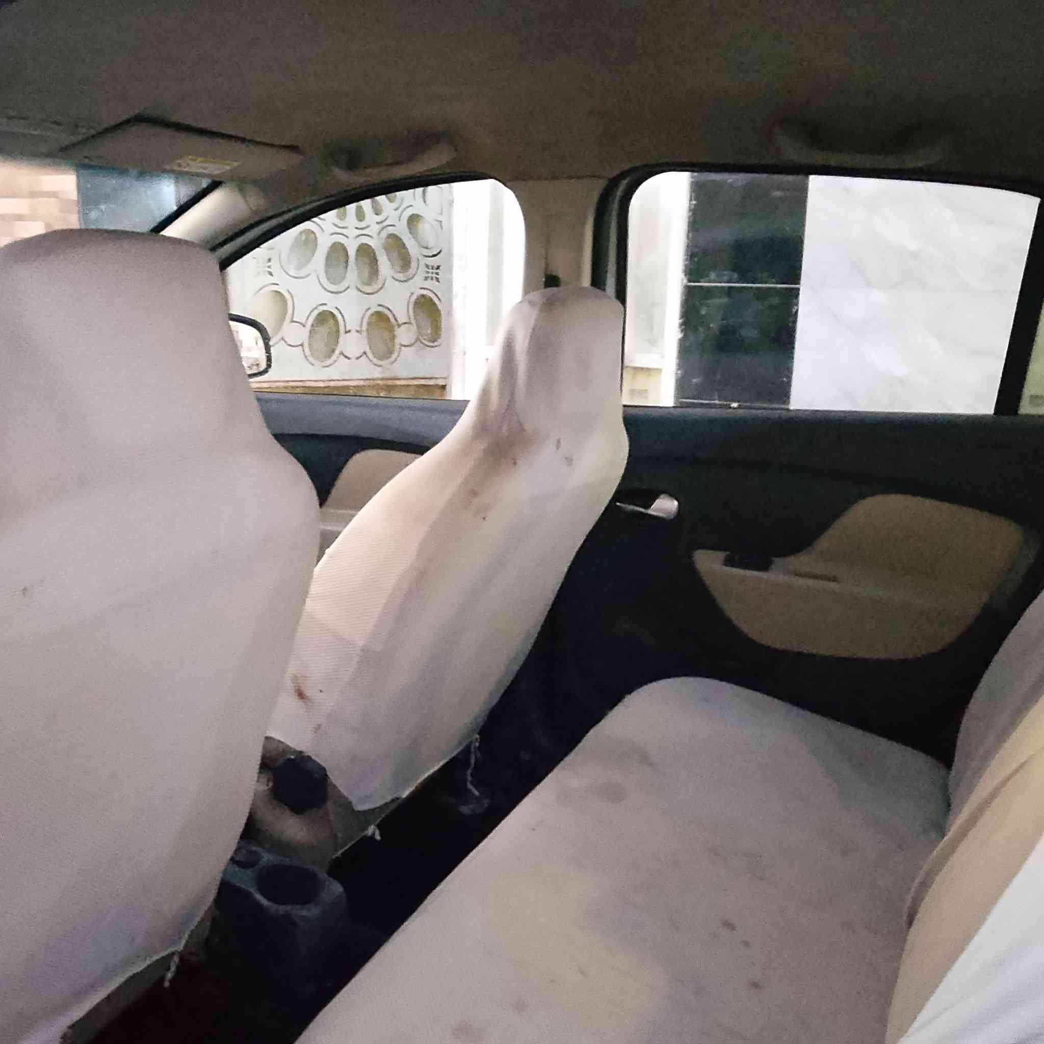 سياره رينوا سمبل موديل 2021 للبيع رقم نجف ألماني السيارة مبدله قطعتين وبيه ضربة شاصي أمامي صوب العبري والمكينه بيه بخار الاستفسار على هذا الرقم *********** السعر 63 ورقه وبيه مجال
