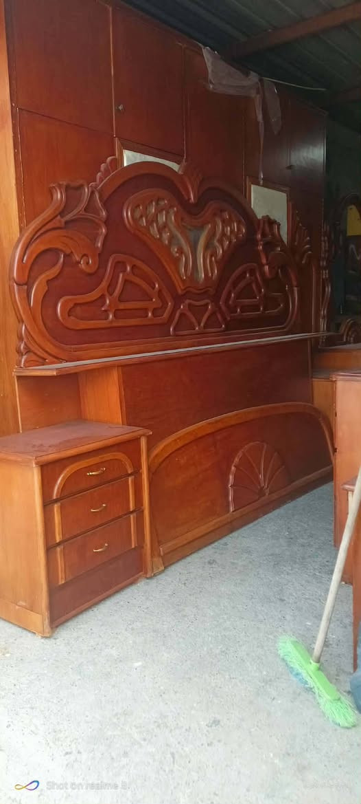 السلام عليكم غرفه نوم للبيع السعر 375العنوان موصل ايمن شارع بغداد للتواصل خاص


**إذا كنت صاحب هذا الإعلان وتريد حذفه لأي سبب، رجاءا أرسل رسالة إلى الدعم الفني**