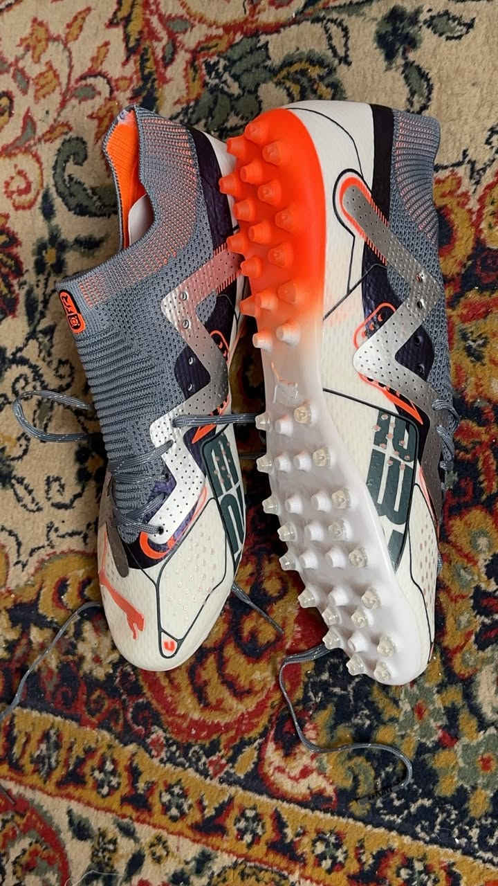 للبيع اصلي وكاله بوما قياس 44 طول القدم 28.5
40 الف مع التوصيل 
مكان الغدير ساحة ميسلون
***********
