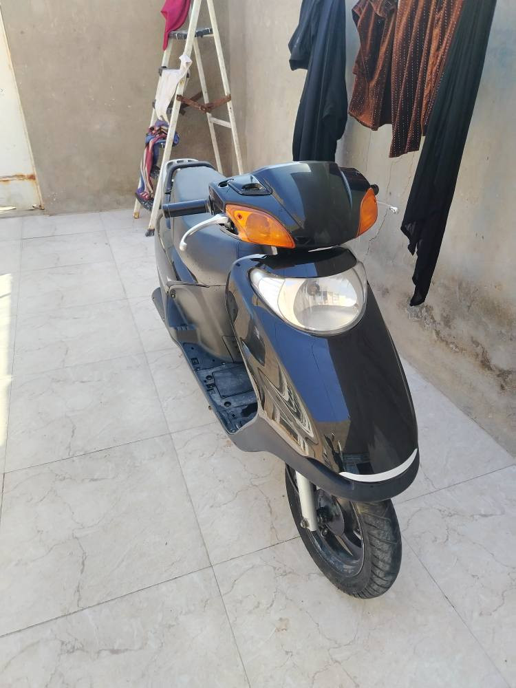 سبيسي ياباني اصلي سرعه ١٠٠ دراجه كلها بلاد مكينه خرسه برغي مامفتوح بيها مكفوله كهربائيات كلها شغاله اوراق الشراي يتصل *********** عمارة, ميسان
