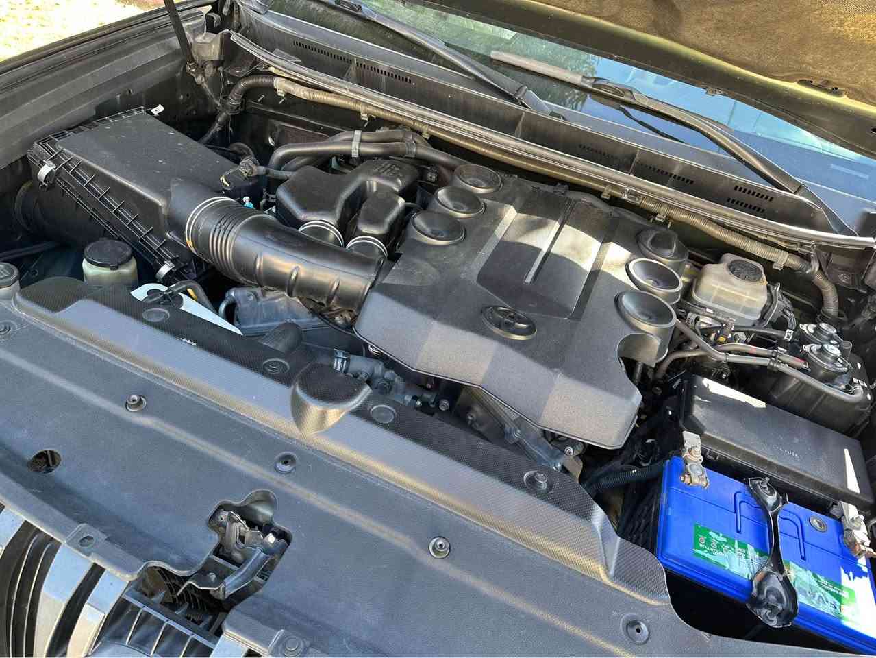 تويوتا برادو    2012 PRADO
السعر 278
خليجي 6سلندر  #كويتي دبل تانكي
السيارة مكفوله من الضربة والبارد والصبغ
كير مكينة صدر مكفول 
تخم تاير جديد 
بصمه 
فتحة
مري شفط
ثلاجة 
ثلاث قطع تبريد
محرك 4.0 لتر  6 سلندر
 ماشية 220 كم
شاشه بلادي
تحكم ستيرن جهتين
حساسات  خلفية & امامي
هوك خلفي
كشنات جلد
دفع رباعي 
مانع انزلاق
مثبت سرعة
بلوتوث 
منفذ USB & AUX
اشاير بلمري
كاميرا خلفية 
ملاحظه السيارة مكفوله كفاله عامة عدا رصعه بالباب خلف السائق وجراد بالبند

العنوان // بغداد.   *********** بغداد, العراق
