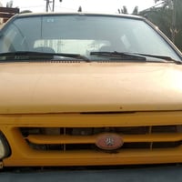 سياره للبيع سايبه 2013 السياره باسمي اريد توحيل هيئة وقرمات مصفره السع...