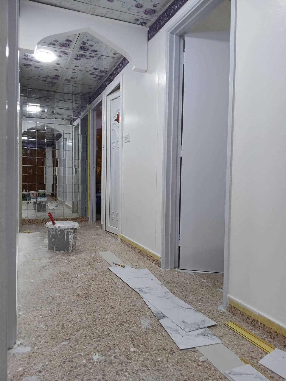 عملنا اليوم في مجمع الفارس 
ومن الله التوفيق للجميع 
اتقان العمل سر نجاحنا 
اصباغ المرجان داخلي خارجي 
الاستفسار الاتصال على الرقم مصطفى خضير العيساوي 
***********
