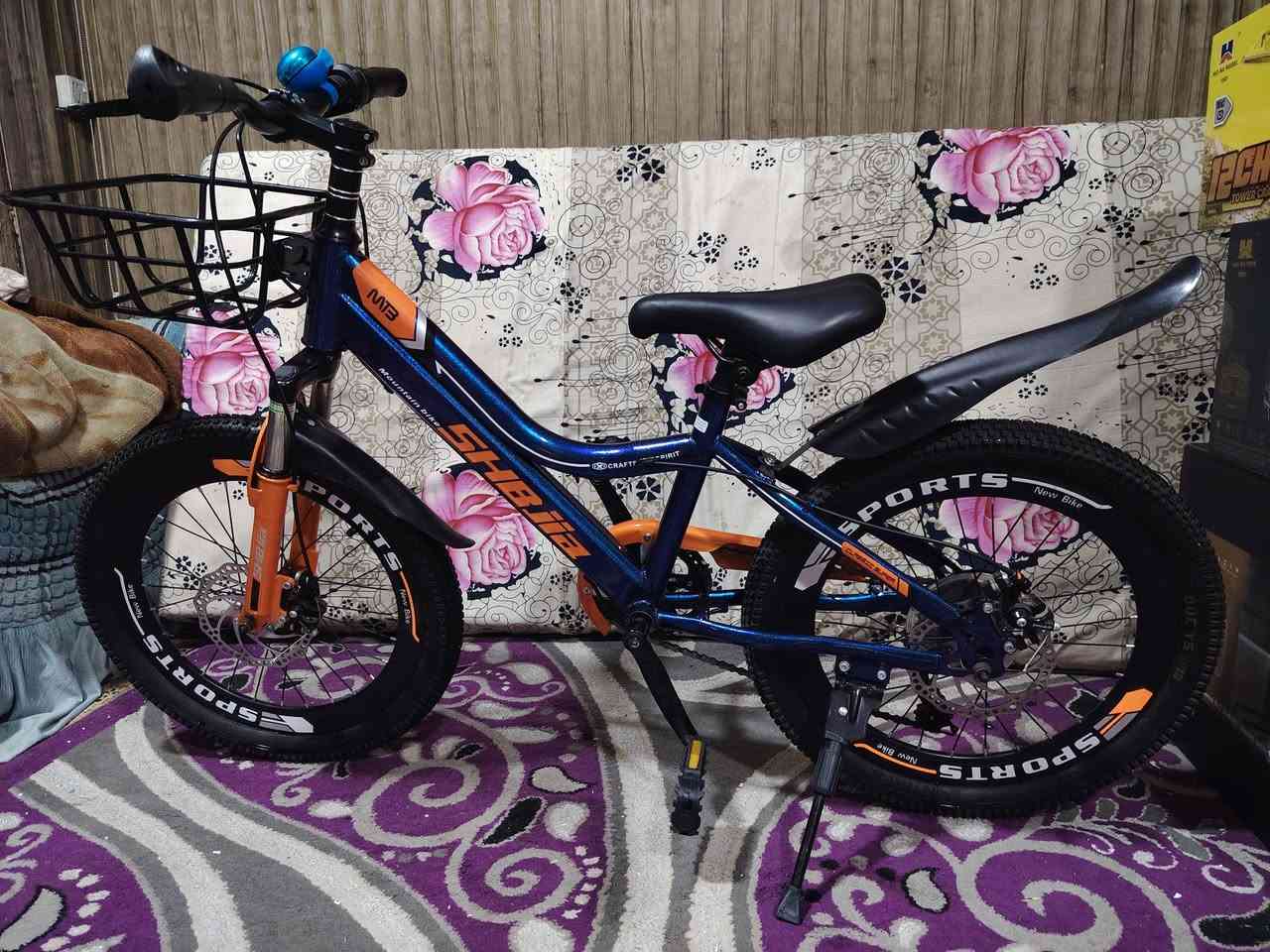 حجم ٢٠جبلي جديد غير مستخدم سعر ١٢٥ بغداد المشتل يوجد توصيل للمناطق القريبه ***********
