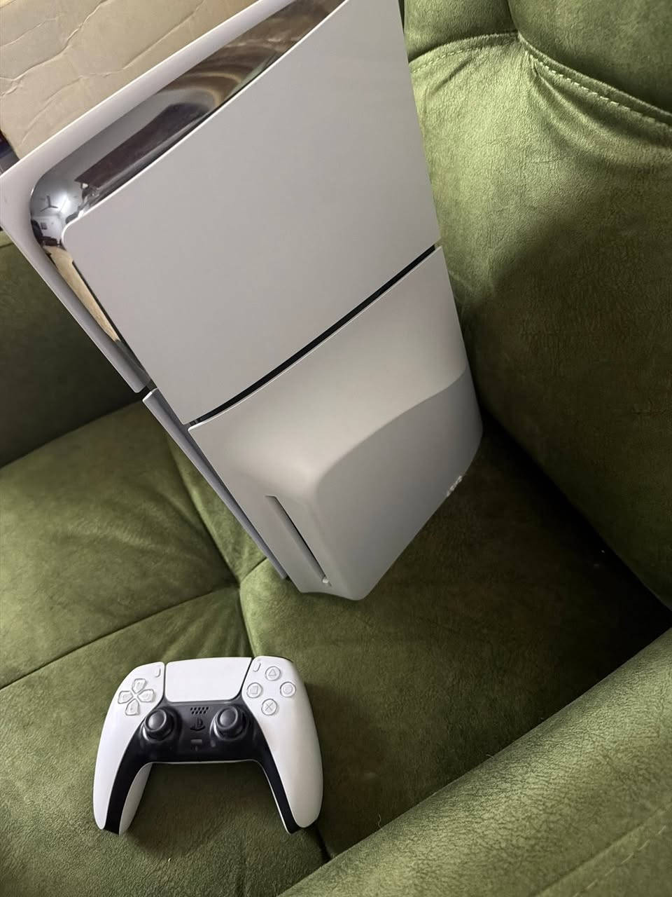 ذاكره واحد تيره Ps5 مستخدم قليل نضيف شخط مابي لا مصلح ولا مفتوح يده وحده كيبل شحن كيبل شاشه لعبه وحده سعر 730الف


**إذا كنت صاحب هذا الإعلان وتريد حذفه لأي سبب، رجاءا أرسل رسالة إلى الدعم الفني**