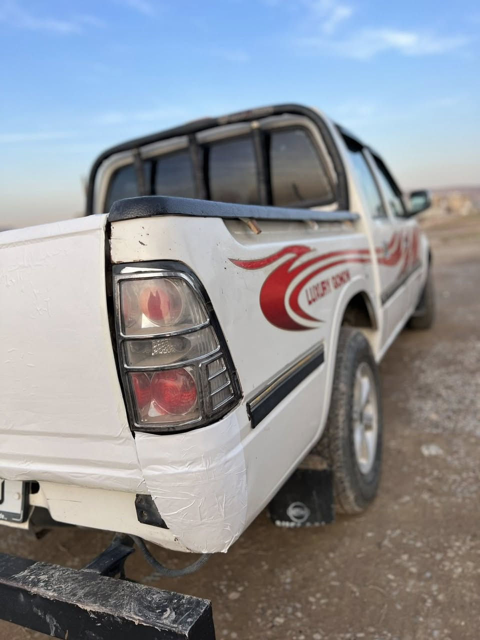 پیکاب (گۆناو )…. 
مودیل ….(٢٠٠٧)
سیستەمی غاز  و بەنزینە 
سبوغ هیجی  نیە. 
گێڕ مەکینە. هەمووی بەشەرت 
بۆ زانیاری زیاتر. و سحری. 
👇🏻👇🏻👇🏻👇🏻👇🏻
تیل بۆ ئەو ژمارەیە بکەن ….👈🏻***********
