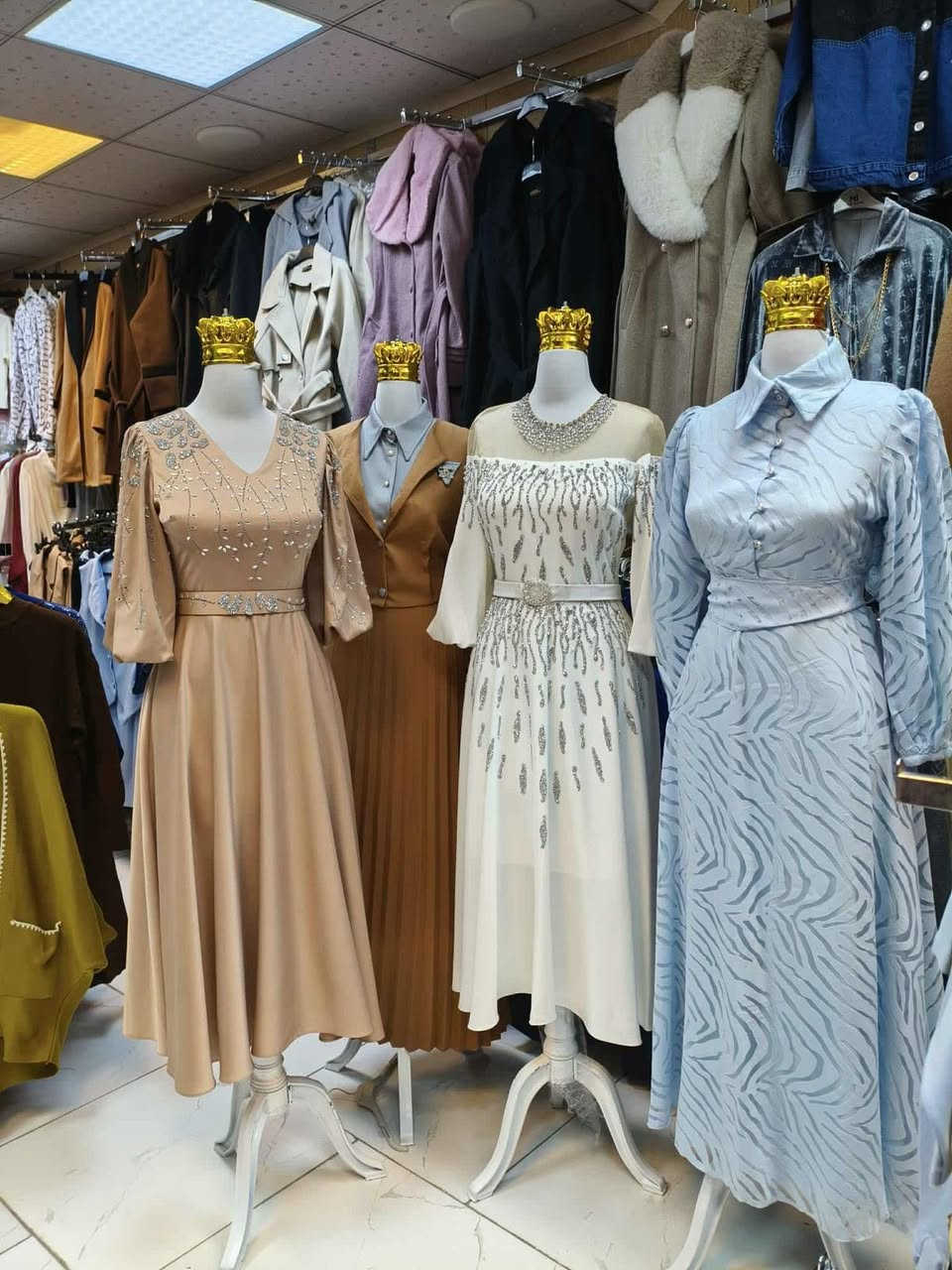 ملكانه عدد 4قطع بسعر قطعه ب25الف متوفر توصيل ***********
