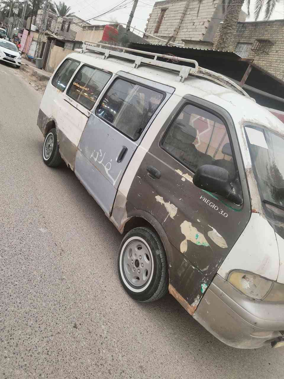 كيا بريجو ١٤ للبيع سياره رقم احمر معلايه ٢٠٠٦ راعيها موجود اوديك عليه السعر ٢٥ وبيها مجال مكان السياره بصره ابو الخصيب ***********
