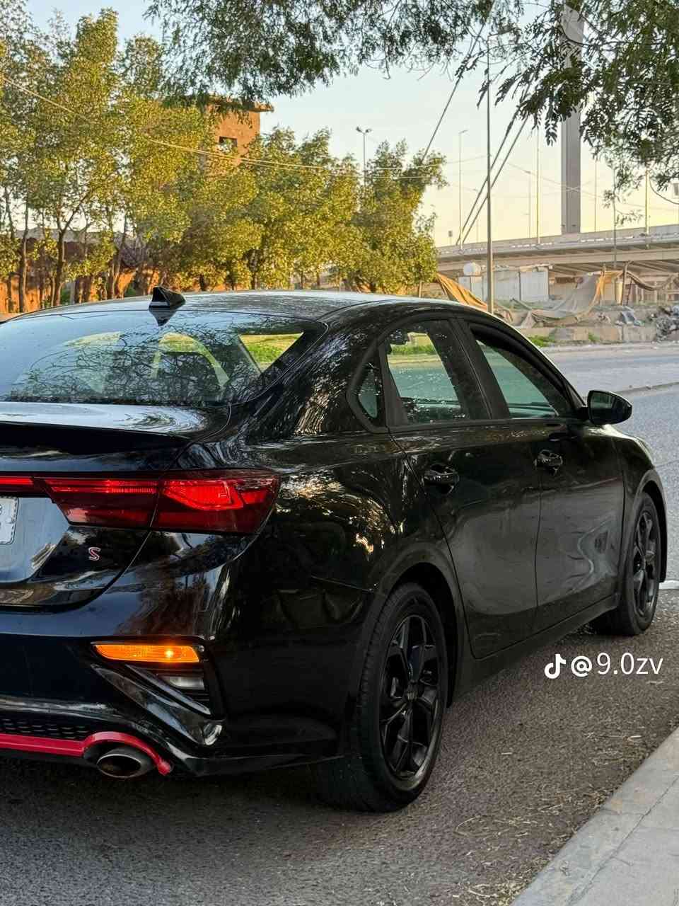 فورتي ٢٠١٩ ضربتهى جاملغ امامي ايسر مبدل وخدوش قليله مكينه كير مكفول تبريد ثلج تخم تاير جديد بسمي السونار مرفق بل الصور المكان الكراده السعر ١٢٥ الرقم ***********
