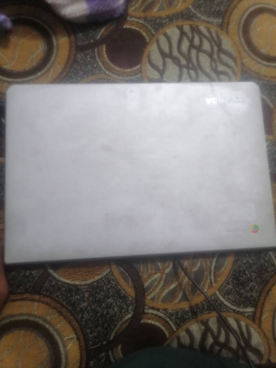 لابتوب نوع TOSHIBA بطاريه طول أكثر من ساعه  
هاذه رقمي *********** متواجد وتساب فقط
