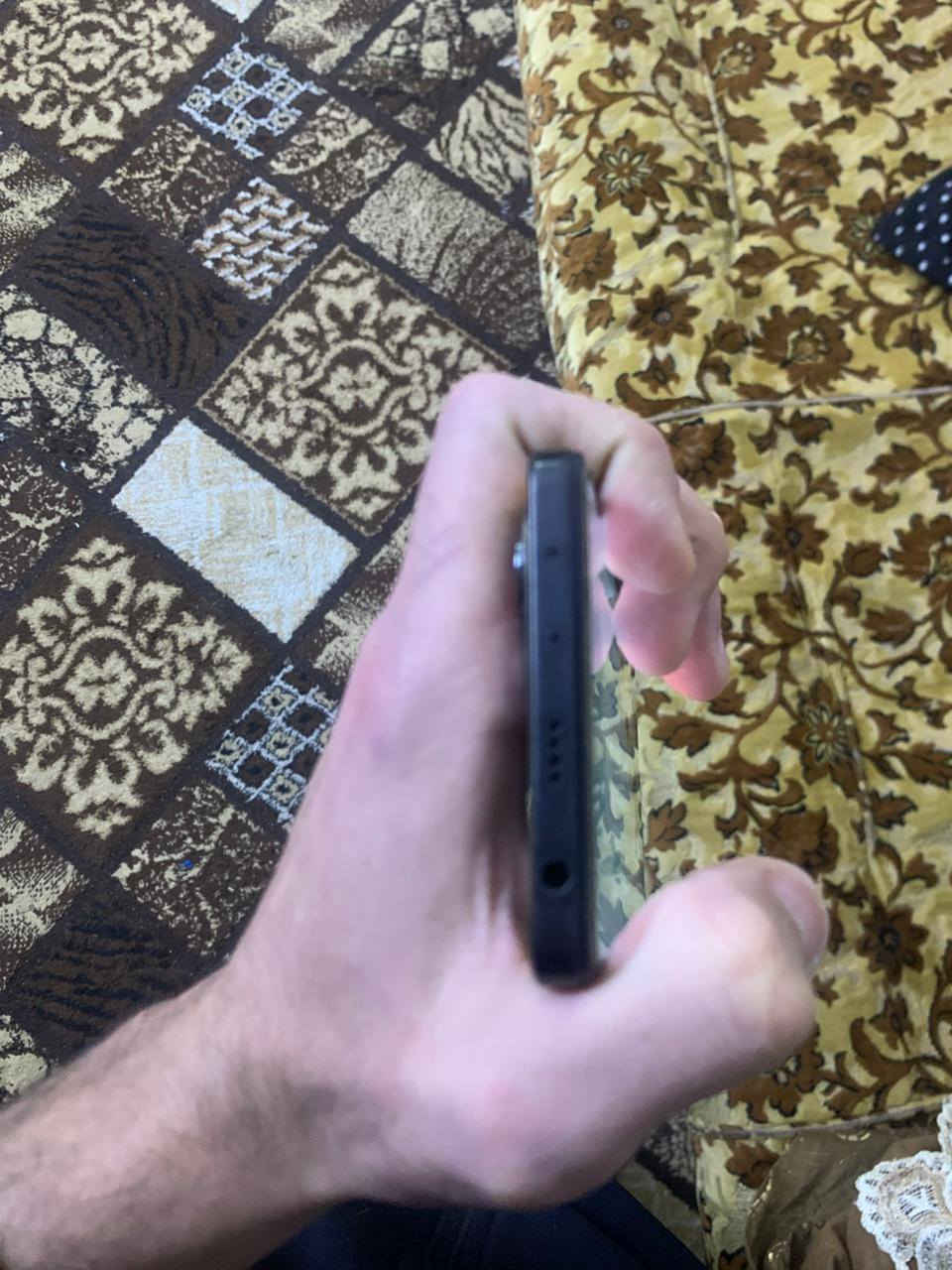 poco x5 pro 5g
cd 256

Ram 16

كامره 108 

دبل سبيكر ستريو

كارتون ويا وكفرات

سعر 200 وبي مجال قليل تواصل خاص او ***********
