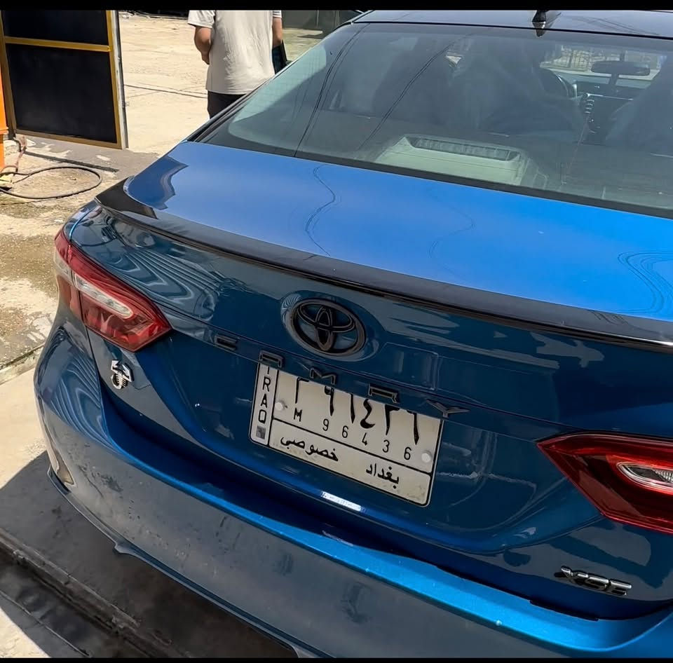 للبيع  Toyota Camry XSE 2020
فئة XSE الرياضية
 محرك 2.5L +گير أوتوماتيك 8 سرعات
 220حصان
 فتحة سقف
 LED كامل
 تشغيل بصمة + Smart Key
 Apple CarPlay
 كاميرا خلفية وأنظمة أمان Toyota Safety 
للبيع Toyota Camry XSE 2020 فئة رياضية بحالة ممتازة جداً.
 محرك قوي واقتصادي بالوقود
 شاشة كبيرة ونظام ملاحة
 مقاعد جلد كهربائية
 فتحة سقف
 كاميرا خلفية وحساسات
 تشغيل بصمة ودخول ذكي
 صيانة منتظمة والسيارة جاهزة للاستخدام
 بدون أعطال وتعمل بكفاءة عالي Sense

السيارة بحالة ممتازة، جاهزة للاستخدام
الموقع: (الكراده)
السعر: (21000$)
 للتواصل: (***********)
