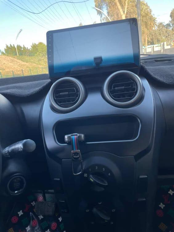 السيارة كير اوتو بلاد
بوضع الشركة تدفئة تبريد 
شاشة تدعم ابل كار بلي و اندرويد اوتو 
نضام مانع انزلاق ABS
كاميرا دوارة 
بصمة تشغيل و ابواب رقم بغداد سنوية لل٢٠٣٠
كلشي بالسيارة بلاد بوضع الشركة كلشي شغال 
السيارة بيها عازل ارضية ٤ سم من الدشبول للصندوك حتى ماسحة الجام اصلية
 السيارة عليها ادامة كاملة بلك نوزل فيول بمب دهم ام اس اويل 
للاستفسار خاص او ‭0783 850 0881‬
السعر 42 وبيها مجال
