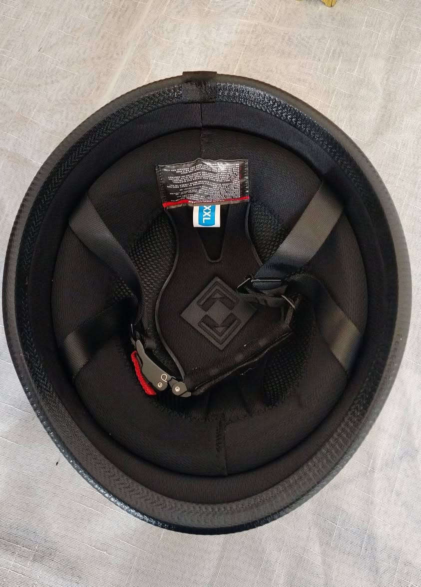 خوذة هذا شكلهه ب13 مع التوصيل


**إذا كنت صاحب هذا الإعلان وتريد حذفه لأي سبب، رجاءا أرسل رسالة إلى الدعم الفني**