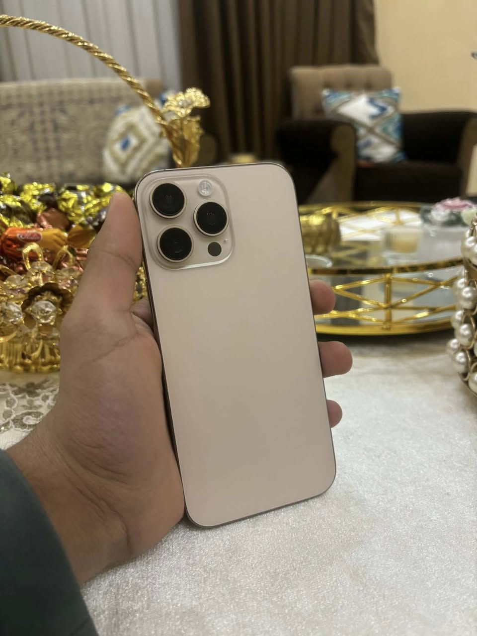 سلام عليكم عندي آيفون 16 برو ماكس الجهاز امبدل فقط شاشة ذاكرته 256 بطارية 93 نموذج M شرق اوسط مكاني بغداد البلديات السعرررر 900 للاتصال ***********
