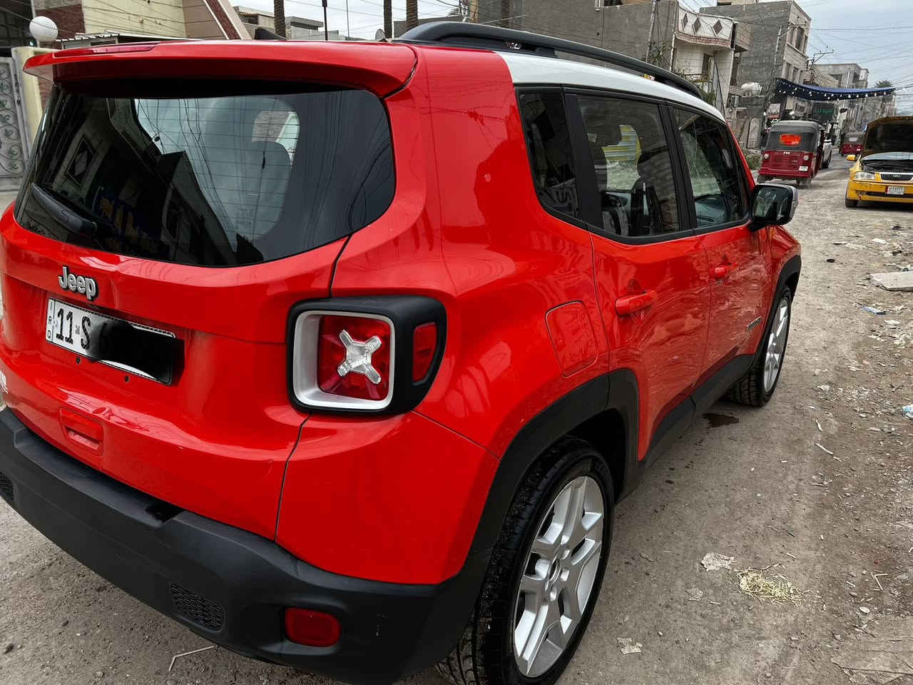 جيب رنجيد موديل 2021
حادثها جاملغات ثنين وبنيد باقي مكفول سياره فوول مواصفات للأخير بنوراما 

عنوان السياره بغداد مدينه الصدر 
رقم الهاتف /  ***********
سعر ١٢٥ وبيها مجال بسيط
