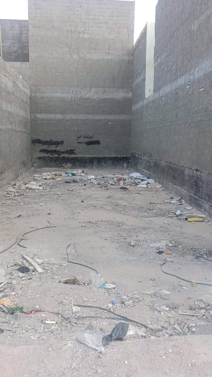 قطعة ارض طابو صرف بحي صحفين ثانية 
مساحه 125متر
مربع الذهبي 
موقع يخبل 
سعر 110مليون وبيه مجال 
ستفسار تصل ***********
