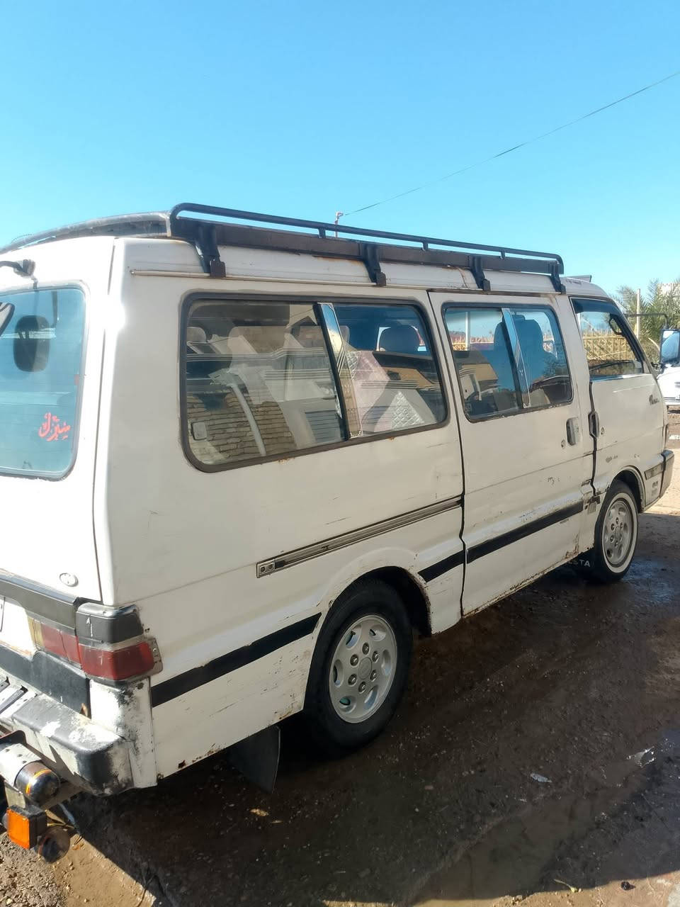 سلام عليكم كيه لبيع الموديل 1995 السنويه 2026 الشهر 6محرك كير وكسن مكفول كفاله عامه 🧿 السياره باص فان سياره تخم تاير المكان ابو غريب  رقم الهاتف ***********/***********
